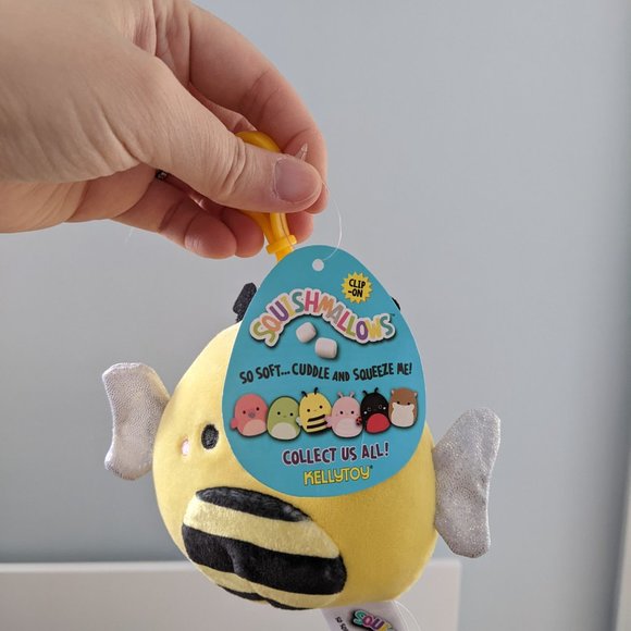 3.5"  Squishmallow Sunny Bee Clip - Picture 5 of 5